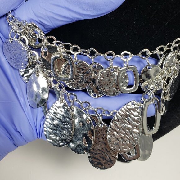 Polished  Silver tone Layered Textured, Hammered Discs Hoops Charms Necklace - Picture 8 of 10